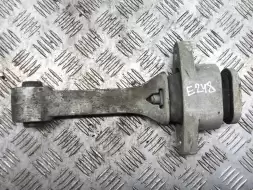 Кронштейн двигателя