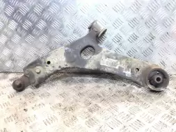 Рычаг передний левый