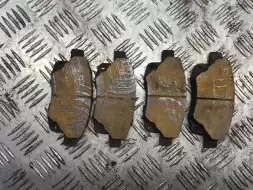 Тормозные колодки задние