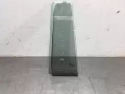 Форточка задняя правая
