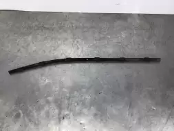 Молдинг стекла лобового