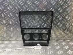 Рамка под магнитолу