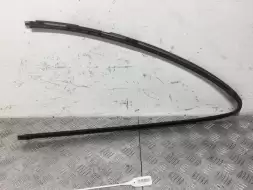 Молдинг стекла заднего