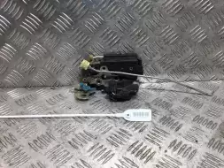 Замок двери передней правой