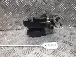 Замок багажника