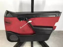 Обшивка двери передней правой (дверная карта)