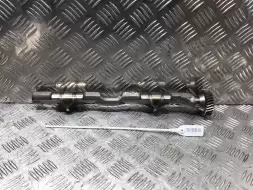 Вал балансирный