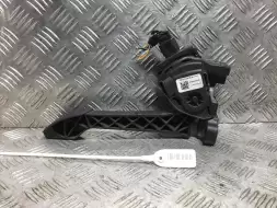 Педаль газа