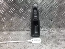 Кнопка стеклоподъемника переднего правого