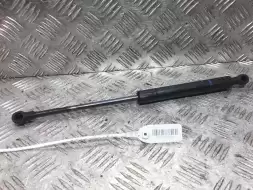 Амортизатор капота