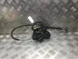 Замок двери передней правой