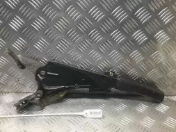 Рычаг ручного тормоза (ручника)