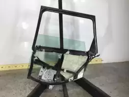 Стеклоподъемник задний правый