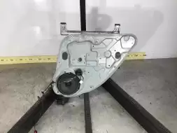 Стеклоподъемник задний правый