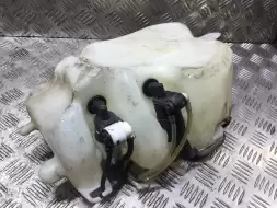 Бачок омывателя