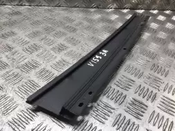 Молдинг двери задней правой