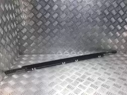 Молдинг стекла двери задней правой наружный