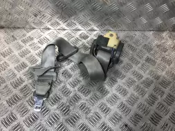 Ремень безопасности