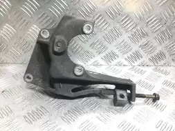 Кронштейн гидроусилителя