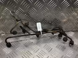 Трубка топливная