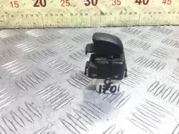 Кнопка стеклоподъемника переднего правого