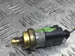 Датчик температуры охлаждающей жидкости