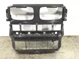 Передняя панель крепления облицовки (телевизор)