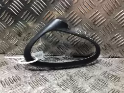 Обшивка двери передней левой (дверная карта)