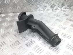 Маслозаливная горловина