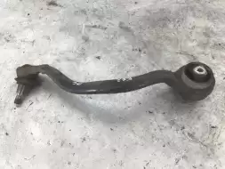 Рычаг передний левый