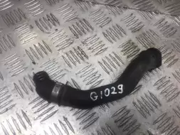 Патрубок вентиляции картера