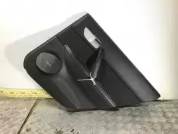 Обшивка двери задней правой (дверная карта)