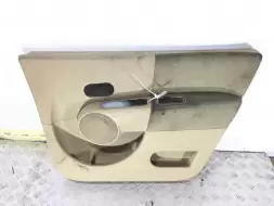 Обшивка двери передней правой (дверная карта)