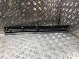 Молдинг двери задней левой