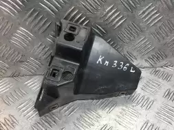 Кронштейн бампера переднего