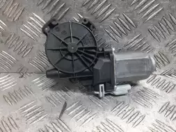 Моторчик стеклоподъемника задний правый