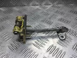 Ограничитель открывания двери