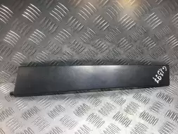 Молдинг двери задней правой