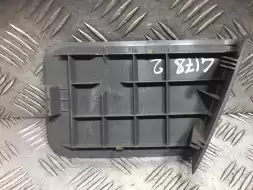 Обшивка крышки багажника