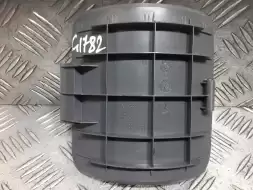 Обшивка крышки багажника