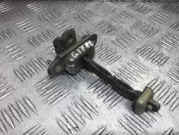 Ограничитель открывания двери