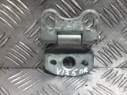 Петля двери передней правой