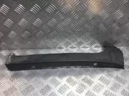 Обшивка крышки багажника