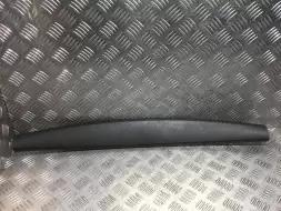 Обшивка крышки багажника