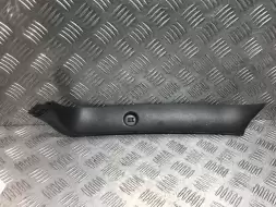 Обшивка крышки багажника