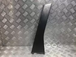 Молдинг двери задней правой