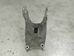 Кронштейн двигателя