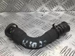 Патрубок вентиляции картера