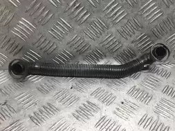 Патрубок вентиляции картера