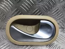 Ручка внутренняя передняя правая